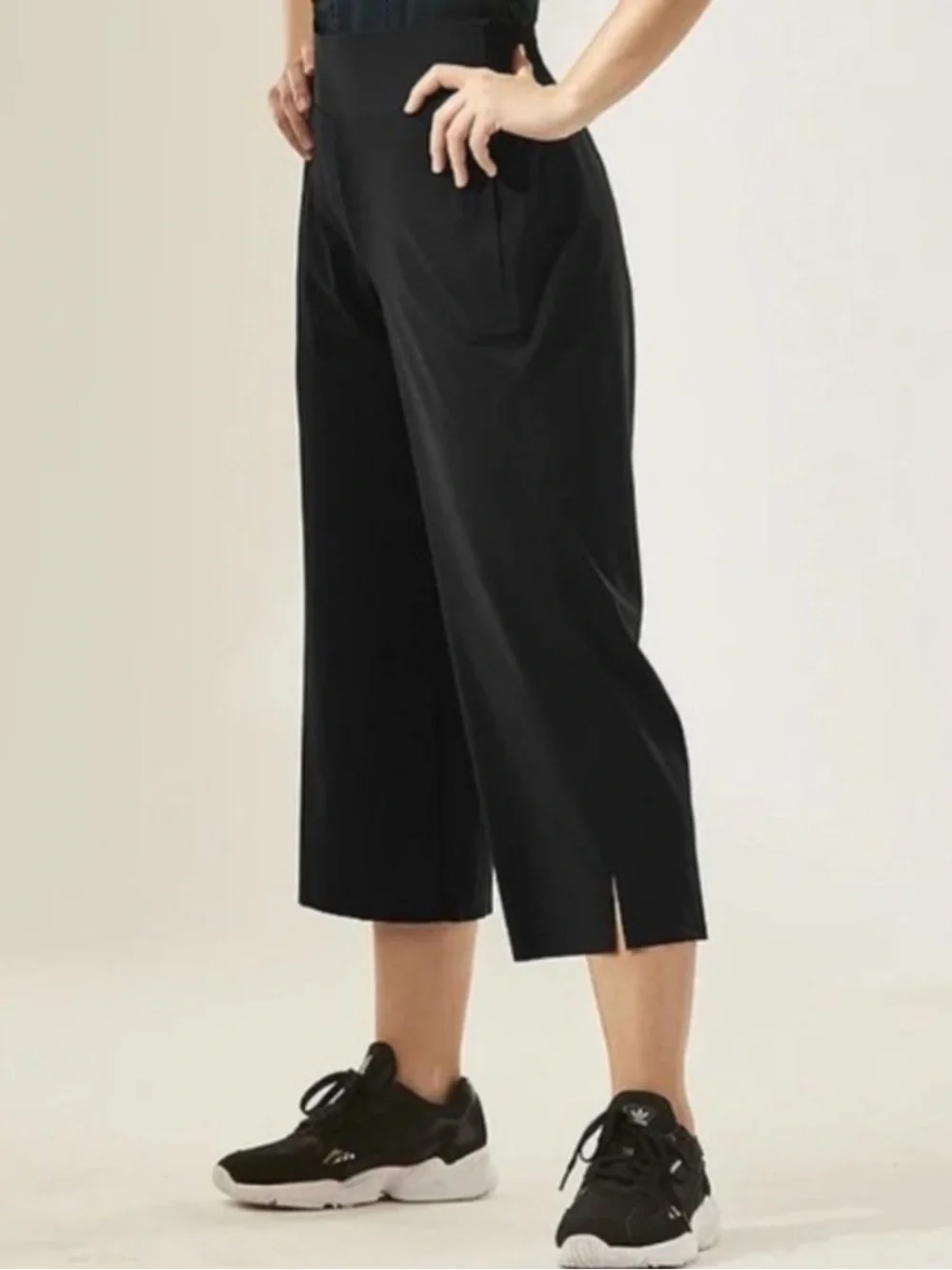 Athleta Cosmic Crop High Rise Wide Leg Ankle Pants XS Black